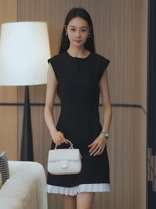 ĐẦM ĐEN DÁNG A PHỐI TÀ TRẮNG SIÊU XINH SIÊU SANG