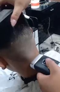 Máy cạo râu nam VGR V-307 Chất Lượng Cao - Lưỡi dao siêu sắc thiết kế linh hoạt nhỏ gọn chống nước XP7