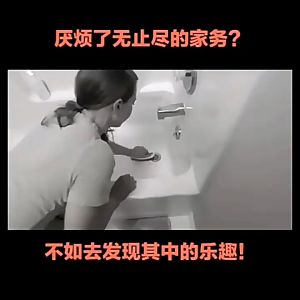 Sikat WC Elektrik Wireless & Pembersih Lantai Hurricane Spin Scrubber