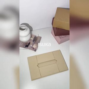 ISUKA | Elegant Simple Solid Color Gift Box