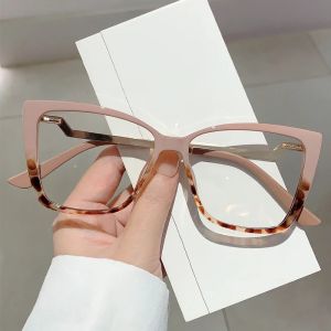 GM LUMIAS Vintage Cat Eye Women Glasses Stylish Ultralight Eyeglasses Trendy Brand Designer High Quality Eyewear for Decoration