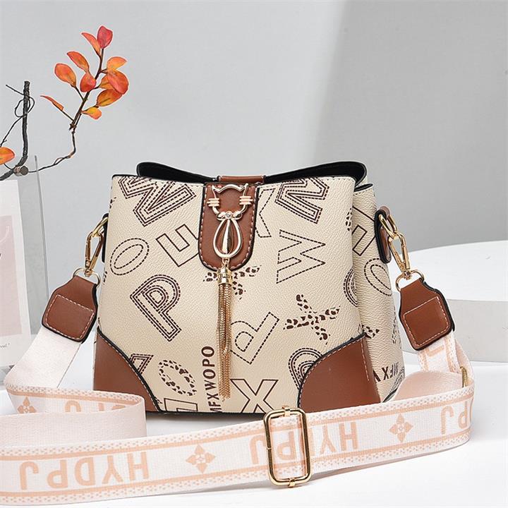FR Bucket Bag 583916