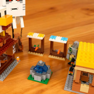 Compatible Brands Brick Sets My Pixel World Game Series Building Blocks The Ghast Balloon Attack MOC Toys Kids Gift 21273