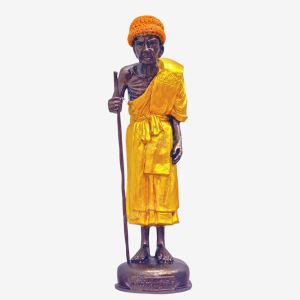 หลวงปู่หมุน ฐิตสีโล เกจิวัดบ้านจาน ฐาน 3.5 นิ้ว ความสูง12.5 นิ้ว เนื้อมวลสารแร่เหล็กน้ำพี้ จากบ่อเหล็กน้ำพี้ จ.อุตรดิตถ์