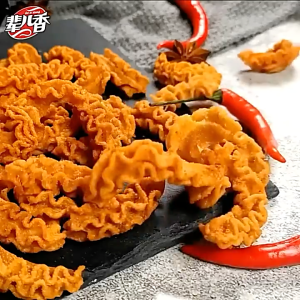 Thailand snack - Spicy Octopus shaped flavored Snack 46g - Mala-flavored Sauce (Crispy Rice Crackers) Potato Chips Puff Snack Leisure Food