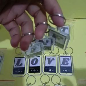 Gantungan Kunci Motif Huruf Inisial