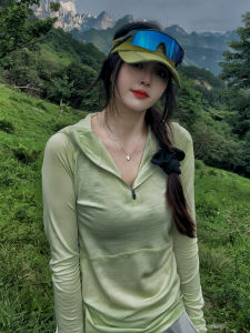 Breathable Sweat-wicking UV Protection Merino Wool Hoodie