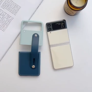 Hard Case Samsung Galaxy Z Flip 3 Samsung Galaxy Z Flip 4 Silikon Macaron Candy With Wristband and Stand Pegangan Tangan Elegan dengan 2 warna kontras