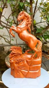 Tượng Ngựa Bằng Gỗ Hương cao 40cm - Mã Đáo Thành Công - Quà Tặng Ý Nghĩa - Quà Tặng Tân Gia Khai Trương - Trang Trí Nhà Cửa - Tượng Phong Thủy