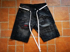 ขาสั้นสไตล์​แฟชั่นยอดนิยมผ้านอกซักสีไม่ตก