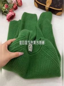 Christmas Atmosphere Vintage Green Bear Velvet round Neck Knitwear Womens Autumn Winter Soft Lazy Overhead Sweater Korean Style Straight Cut Long Sleeve