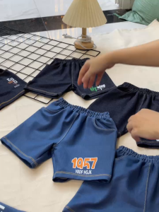 Quần đùi cho bé chất liêu thun cotton giả jean mềm mịn mát từ 10-37kg