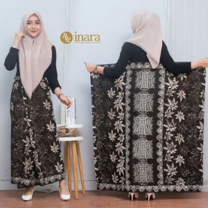 Sarung Batik Wanita Santri Kekinian