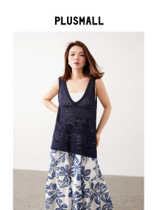 Breathable Hollow-out Knit Cardigan Loose Fit V-neck Blouse