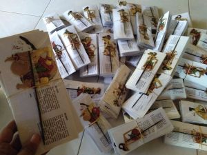 souvenir wayang mini imut