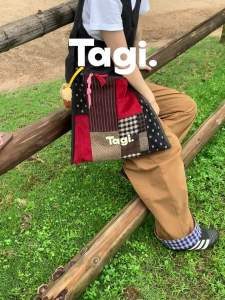 Tagi. Patchwork Shoulder Bag กระเป๋าสะพายลายแพทช์เวิร์ก