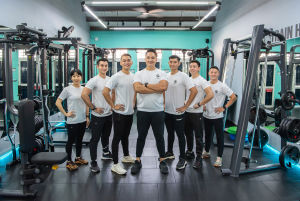 1-to-1 Gym Personal Training 1st Time Trial at FITLUC for Weight Loss Strength Training Rehab Weight Training Indoor Exercise Exercise Equipment Celebrity Personal Training Gym