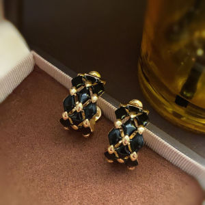 TiamoYt French Vintage Black Gold Diamond Pattern Drip Glaze Earrings Luxury Versatile Handmade Alloy Silver Plated Ear Studs
