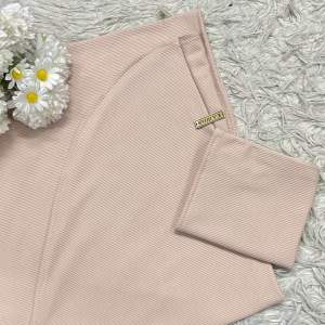 ฮิญาญสวมสำเร็จผ้าร่องสีพื้น เซตแม่ลูก ทรงไข่ ขนาดไซส์ M