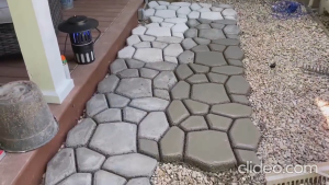 Garden Pavement Maker Plastic Mould DIY Stone Pavement Garden Path Decoration Cement
