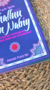 Buku Shallu Alan Nabiy Kumpulan Terlengkap Sholawat Nabi Dan Khasiatnya - Pustaka Turos - Soft Cover