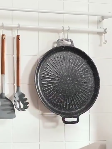 Chảo Nướng Vân Đá BBQ 34cm Có Tay Cầm Chống Bỏng Đa Năng Chảo Tròn Nướng Thịt Không Dầu Dùng Cho Mọi Loại Bếp Tiện Lợi