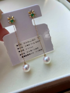 Montagne Jewelry 18k Pure Gold earring for women Diamond Emerald Inset Design Fine Jewellery Natural 8-8.5mm Flawless Akoya Pearl Earring Stud Earrings