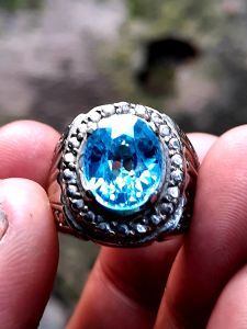 cincin pernata blue topas suis