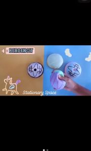 Mainan Anak Bayi Lucu Bunyi Cit Cit Model Donat / Mainan Mandi Bayi 2 Pcs