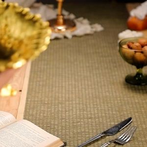 จานผลไม้ไทยน้ำชาในห้องนั่งเล่นมีน้ำหนักเบาสะดวก 2025 สมัยใหม่จานผลไม้แห้งจานสูงทรงสูงรองรับน้ำหนักได้ดีเหมาะสำหรับใช้ในครัวเรือนรับประทานอาหาร