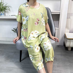 New Arrival Middle-Aged Ladieswear Cotton Silk Pajama Clothes Cropped Pants Suit Plus Size Summer Mom Season Short Sleeve Artificial Cotton Cotton Silk Home
