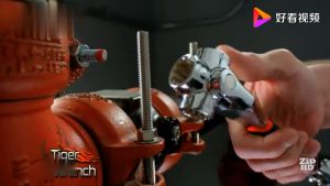 52 In 1 ประแจอเนกประสงค์ ประแจ 8หัว อเนกประสงค์ ประแจซ็อกเก็ต เบอร์ 8-19 mm หมุนได้ 360 องศา ถือได้สบาย Universal Wrench