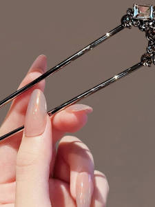 Elegant U-Shaped Rhinestone Hairpin Fashionable Vintage Hair Accessories Simple Hairdo Womens Hair Clip Alloy Silver Gold