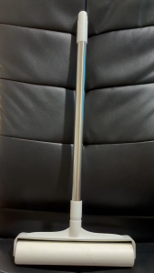 ไม้กลิ้งขน+ม้วนกาว 24CM จำนวน 10 ม้วน ที่กลิ้งจำกัดขน รีฟีลลูกกลิ้ง ลูกกลิ้งทำความสะอาด เก็บเส้นผม