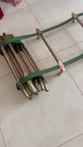 Thang dây thoát hiểm có chân đế chống tường độ dài 20m bao gồm cặp móc