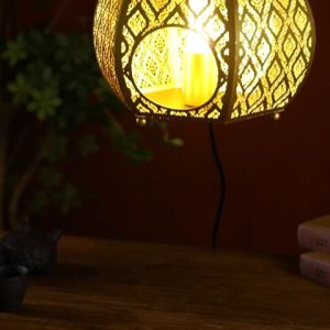 ศิลปะลวดลายดอกไม้ห้องนอนโคมไฟห้องนอนโคมไฟไทยเชิงสร้างสรรค์ตก แต่งมุมไม่กี่โคมไฟสีทองโคมไฟโคมไฟโคมไฟโคมไฟโคมไฟ