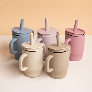 180ml Food-Grade Silicone Baby Learning Drinking Cup with Straw and Double Handles Baby Training Drinking Cup