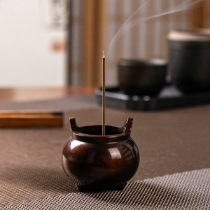 MEIZHENXIANG | Three-Footed Copper Incense Burner for Indoor Use