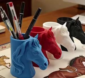 Creative Horsehead Pen Holder Office and Study Decoration Ornaments