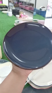 จานเซรามิก ขนาด 8 นิ้ว จานสีน้ำเงินเข้ม จานสวยๆ จานกระเบื้อง จานเซรามิคสวยๆ เข้าไมโครเวฟได้