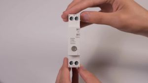 Cầu Dao Thông Minh MOES Tuya Zigbee 63A Với Điều Khiển Bằng Ứng Dụng Alexa Chống Cháy Chống Tĩnh Điện Giám Sát Điện Năng Thiết Lập Ngưỡng Báo Động V0