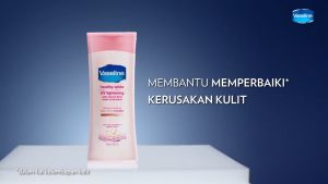 VASELINE Healthy Bright UV Extra Brightening Body Lotion 100 ML/ BODY LOTION/ VASELINE