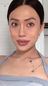 Kem Chống Nắng Nâng Tông  Hiệu chỉnh tone màu da dAlba Waterfull Tone-Up Purple Correcting Sun Cream SPF50+ PA++++ 50ml Tím (Mã 312 )