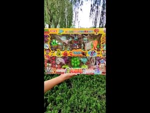 Quà Tặng Cho Bé - Đồ Chơi Game Hot Plants vs Zombie hoa quả nổi giận Đại Chiến Cà Rốt với Zombies Size to.