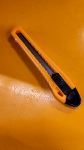 Tolsen ABS Snap-off blade cutter knife [ONLINE EXCLUSIVE] (9x80mm | 18x100mm) with Flat Push Button