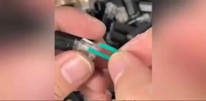 Double-Wire Plug-in Connector Led Light Strip Connectors 2 Pin Led Strip Lights Connectors Low Voltage Wire Connector with Lock