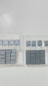 Hộp 20 Rơ Le Điều Hòa Ô Tô 5 Chân 12V 40A hoặc 24V 40A Màu Đen