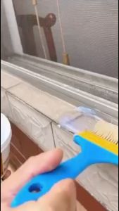 Transparent waterproof glue for brick-breaking exterior wall roof waterproof bathroom gap sealing glue透明防水胶
