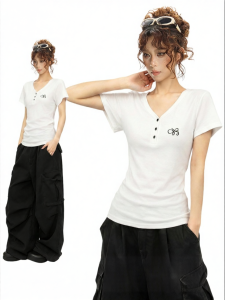 EVPGB | Áo Thun Slimming V-Neck Tay Ngắn Trắng