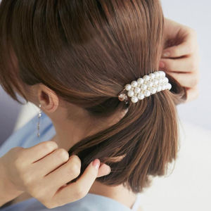 Fashion Hair Accessories Hairpin Headwear Non-Slip Toothed Pearl Barrettes Eight-Character Twist Clip Banana Clip Vertical Clip Ponytail Hairpin Barrettes